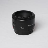Об'єктив Canon 50mm f / 1.8 EF STM